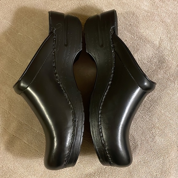 Dansko Shoes - Brand New Dansko Clogs - Never Worn